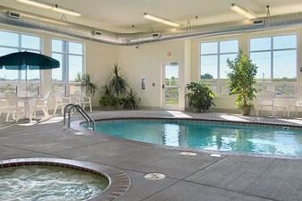 Hotel Super 8 Iola Kansas